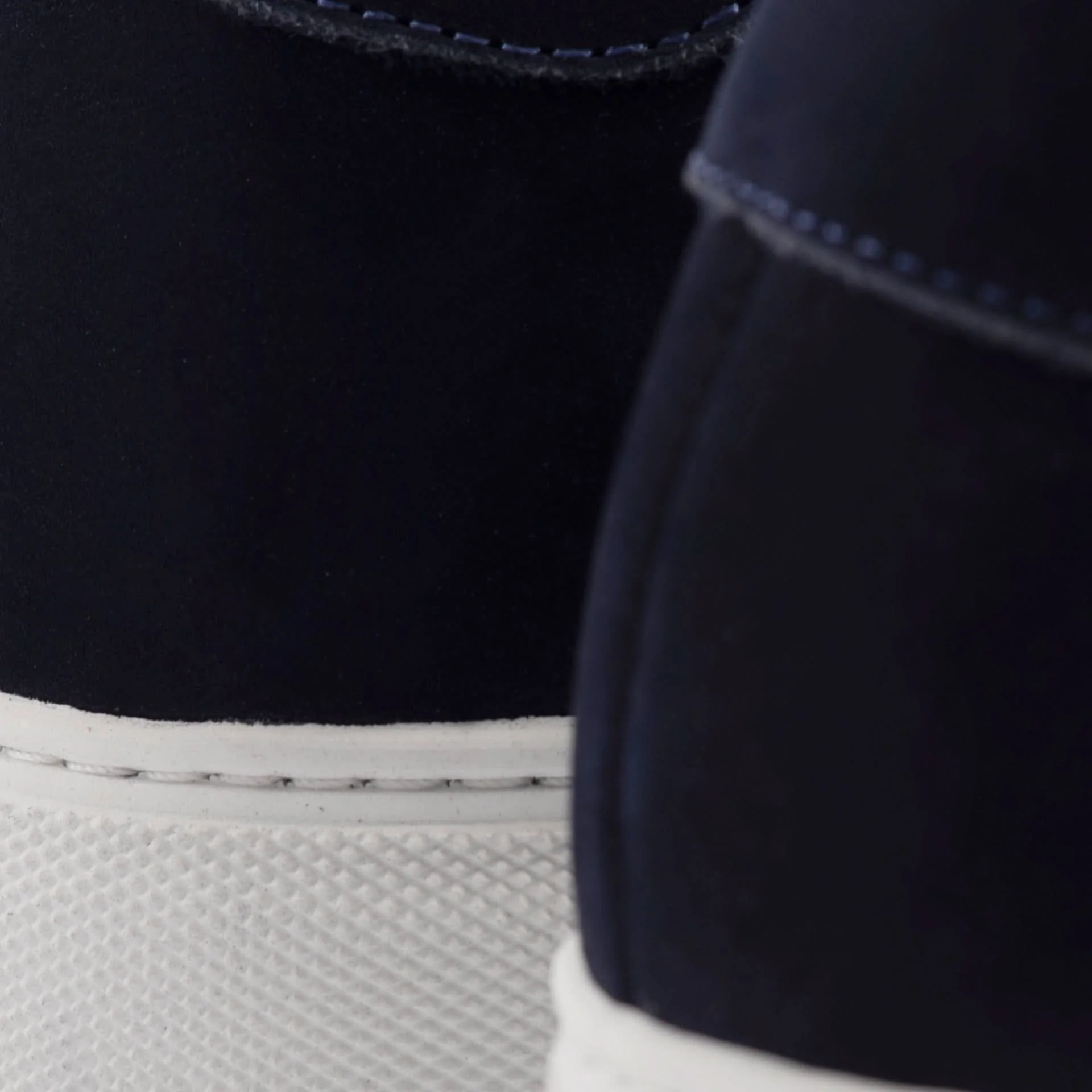 Reid Sneakers - Nubuck - Men's - Image 25
